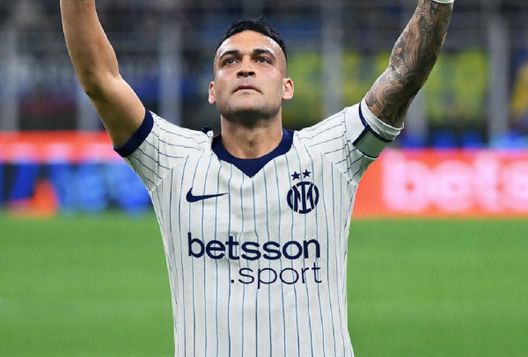 FCIN1908 / Inter, pronta una presentazione super per la seconda maglia negli USA: i dettagli- immagine 2