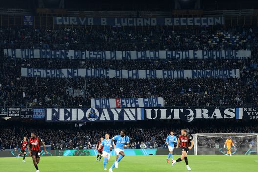 Napoli-Milan, striscione da brividi per Savoldi da parte della Curva B LA FOTO- immagine 2