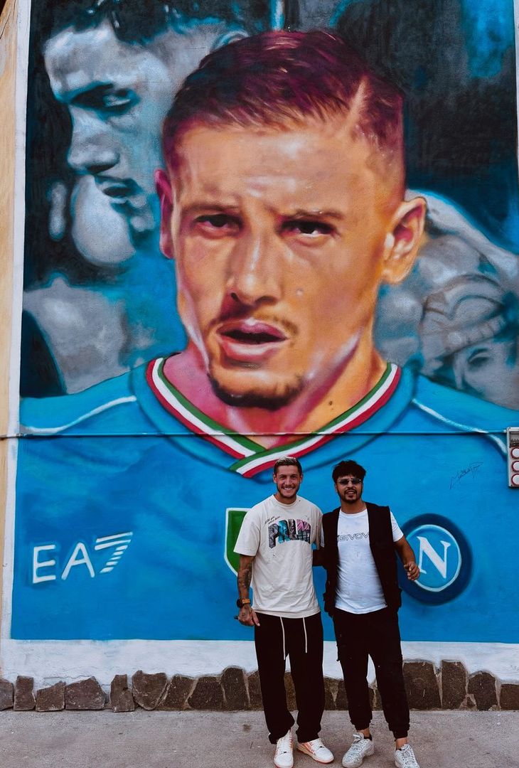 GALLERY Inaugurato murales per Mazzocchi a Napoli: la visita del calciatore - immagine 2