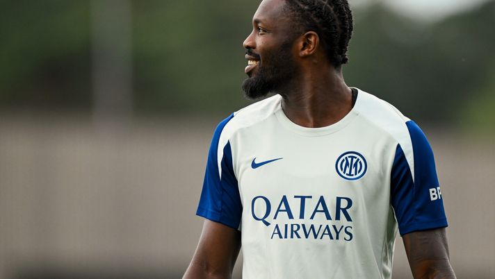 Inter, passi avanti per Thuram. Chivu sorride: ecco quando potrebbe tornare in gruppo - immagine 1