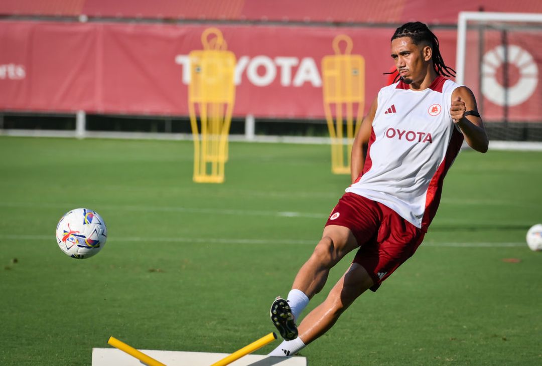 Trigoria, Dovbyk nel primo allenamento con i nuovi compagni – FOTO GALLERY - immagine 17