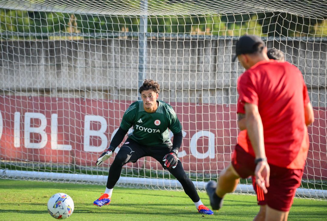 Trigoria, Dovbyk nel primo allenamento con i nuovi compagni – FOTO GALLERY - immagine 35