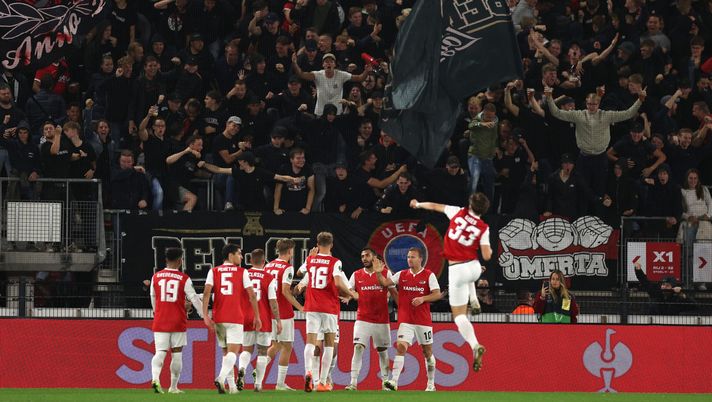 Ajax senza pace: dal Klassieker interrotto al caso diplomatico pre-derby del Nord con l’AZ - immagine 1