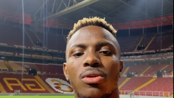 Osimhen, primo saluto ai tifosi del Galatasaray: spunta anche una parola in italiano
