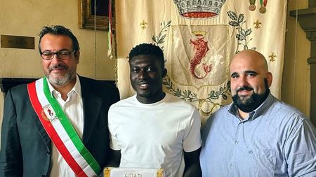 Venezia, Duncan diventa cittadino italiano: 'Ora sono Alfredo'