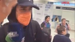 VIDEO / Parigi 2024, Tamberi arrivato all’aeroporto De Gaulle: “Gareggerò al 100%”