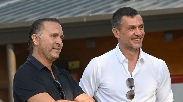 Milan, Maldini perde la pazienza e replica a Cardinale: “Io un One Man Show? Gli rispondo così …” Milan, Gerry Cardinale e Paolo Maldini