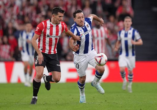 Mikel Oyarzabal e Daniel Vivian (Photo by Juan Manuel Serrano Arce/Getty Images) Real Sociedad Athletic Bilbao dove vedere il derby