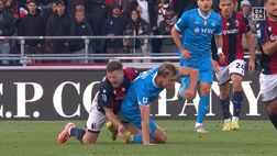 Giallo a Hojlund, l’audio VAR: “Gli dà manata, intensità media. Ferguson si tocca la faccia ma…”