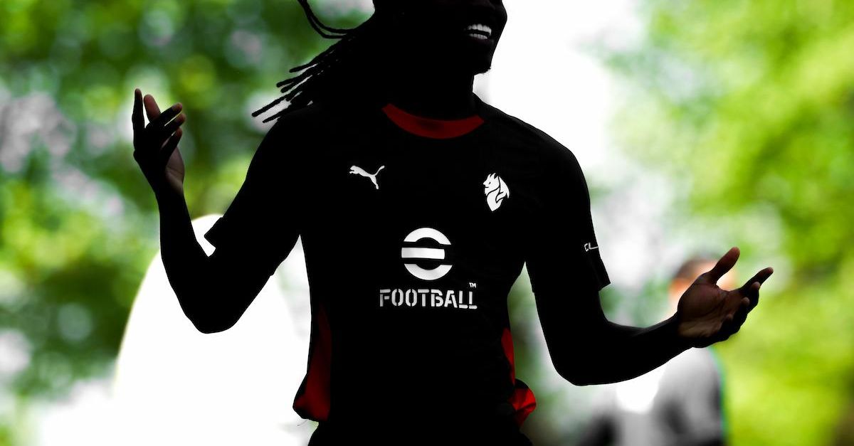 Ravezzani: “Il Milan poteva vincere solo così. Mercato pessimo, ma il vero tema del declino è…”