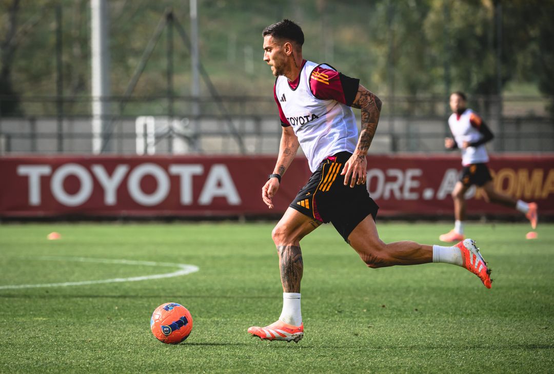 Trigoria, Roma in campo per l’allenamento del venerdì – FOTO GALLERY - immagine 22