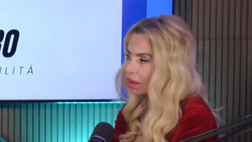 Valeria Marini: “De Laurentiis fantastico, ha riportato il Napoli dove merita”