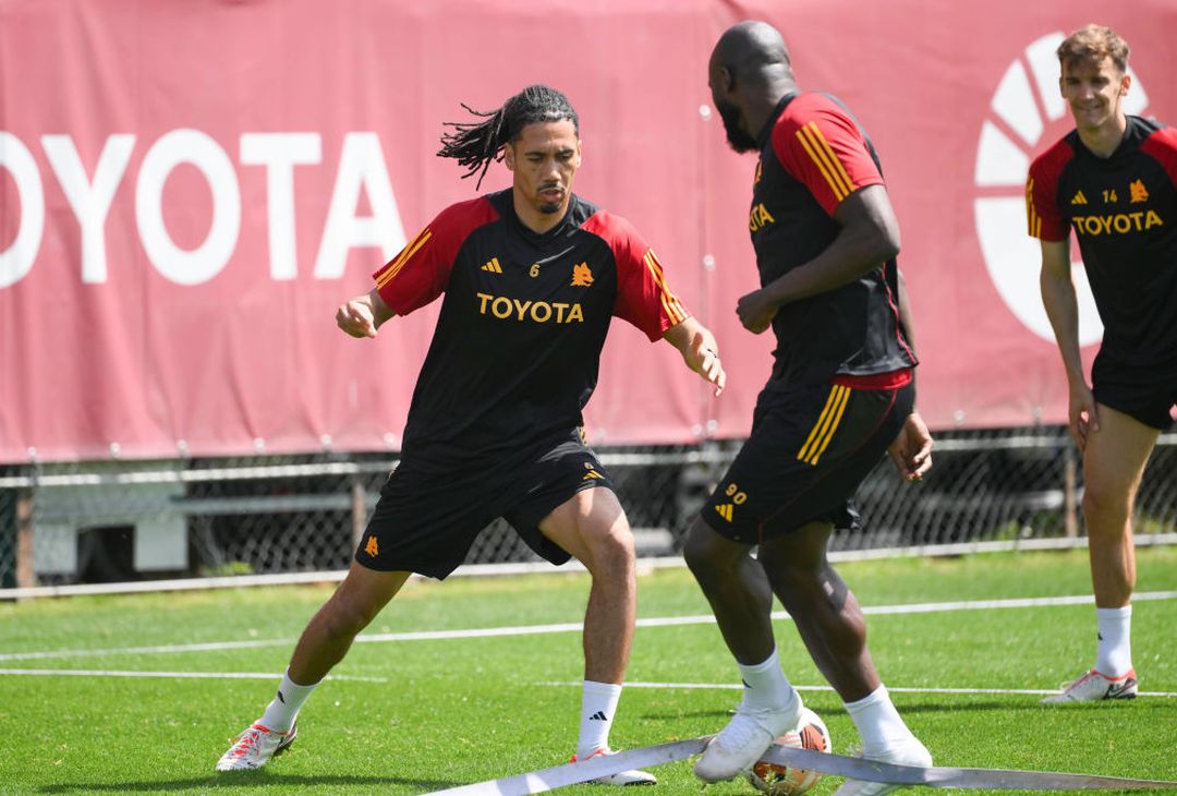 Trigoria, l’allenamento in vista del Bayer: tornano Lukaku e Smalling – FOTO GALLERY - immagine 18