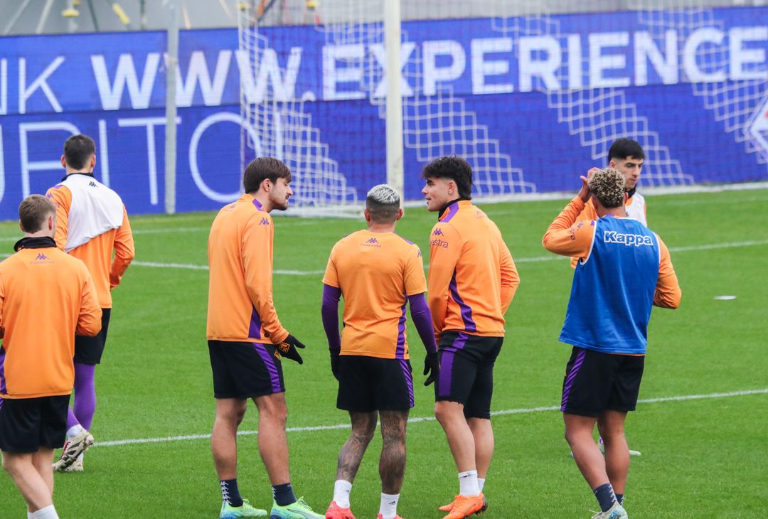 Gallery VN – Allenamento a porte aperte della Fiorentina, le immagini più belle - immagine 188