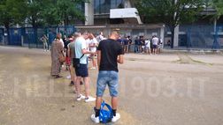 Abbonamenti Verona, coda per la vendita libera