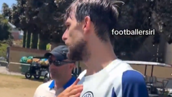 Inter, Acerbi al tifoso del PSG: “Io matto, ti sfondo di botte” | VIDEO