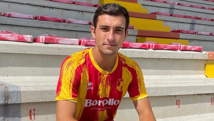 Foto: AC Este 1920 Este, ufficiale l’acquisto di Aloia dal Bra: “Cercherò di trasmettere tutta la mia determinazione” - immagine 1