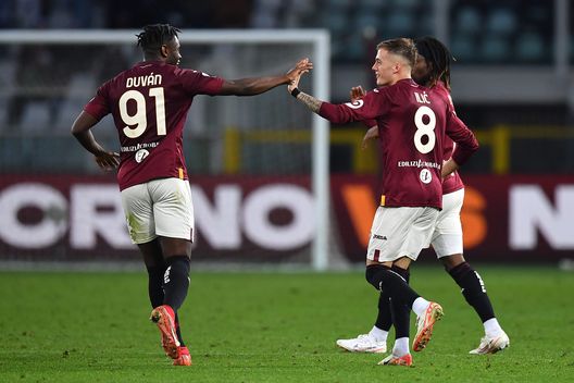 Stasera arriva Zapata, l’attaccante cercato più volte dalla Fiorentina- immagine 2