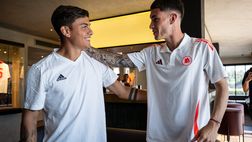 Roma, il primo giorno in giallorosso di Soulé: l’abbraccio con Dybala e DDR – VIDEO