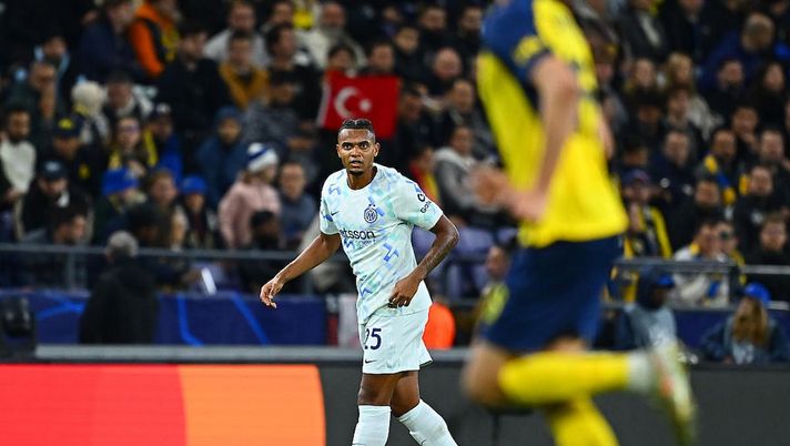 GdS – Chivu ha fatto leva su un errore per blindare la difesa. E con Akanji ha alzato il muro - immagine 1