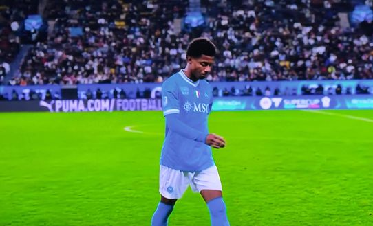 FINALE! Napoli-Bologna 2-0: la doppietta di Neres regala la Supercoppa agli azzurri - immagine 3