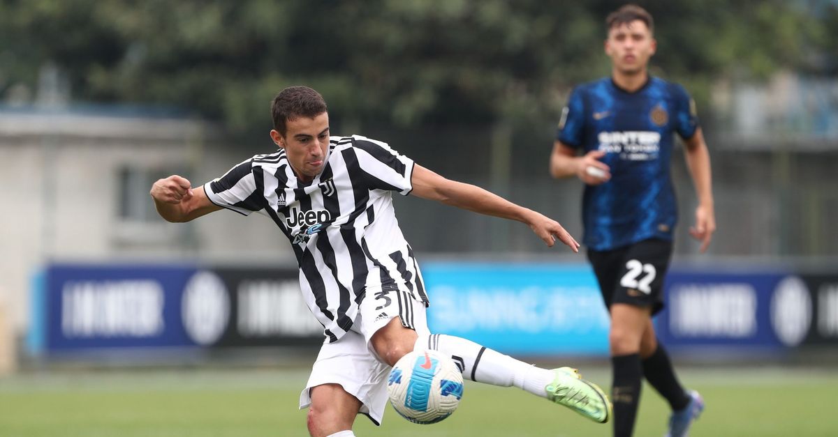 Riccardo Turicchia of Juventus Next Gen in action during the Serie C  News Photo - Getty Images