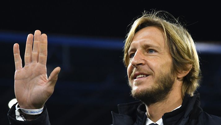 FERRARA, ITALY - NOVEMBER 15: Italy U21 head delegation Massimo Ambrosini looks on before the International friendly match between Italy U21 and England U21 on November 15, 2018 in Ferrara, Italy. (Photo by Alessandro Sabattini/Getty Images) Ambrosini: “Il Milan sa che se da il 100% può nutrire una speranza sullo scudetto” - immagine 1