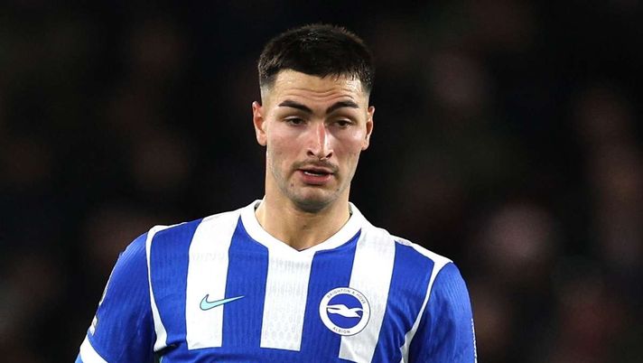 Calciomercato, chi in difesa per il Milan? Per Longari resiste l'opzione Coppola