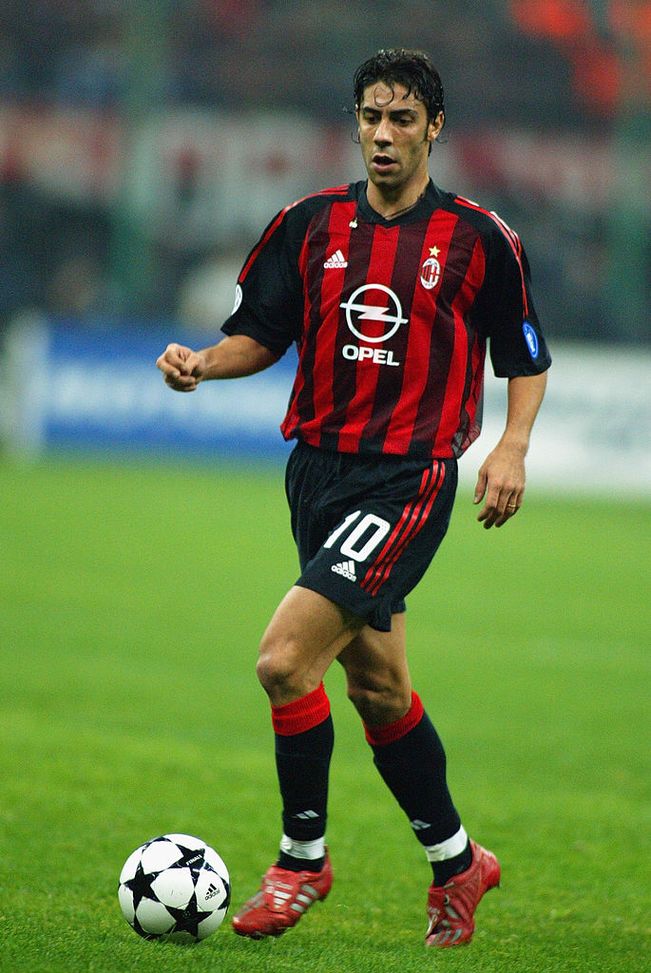Rui Costa of AC Milan in action during the Champions League match between AC Milan and Real Madrid at the San Siro Stadium in Milan, Italy on November 26, 2002. (Photo by Mike Hewitt/Getty Images) The match ended 1-0 to AC Milan. Rui Costa