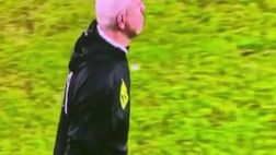 VIDEO Messico, il tecnico Aguirre colpito da una lattina: l’accaduto