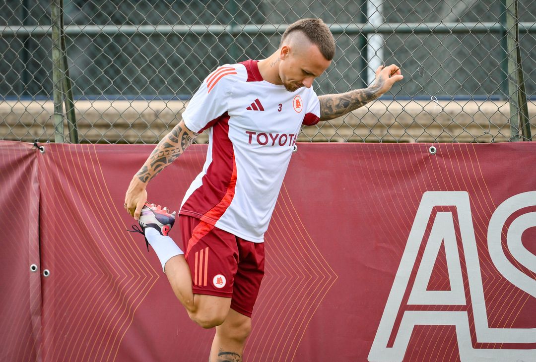 Trigoria, la rifinitura alla vigilia della gara con la Fiorentina – FOTO GALLERY - immagine 3