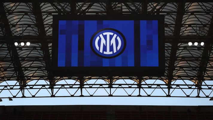 SM – Inter, idee chiare sulla difesa: sfumato Cabal ora in cima alla lista c’è un nome - immagine 1