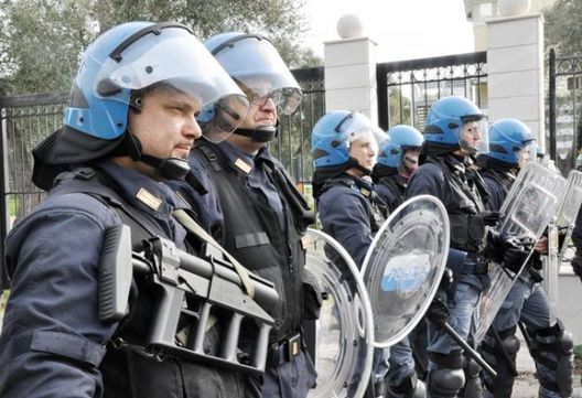 Amsterdam, manifestazioni vietate per 3 giorni dopo l’aggressione ai tifosi israeliani- immagine 3