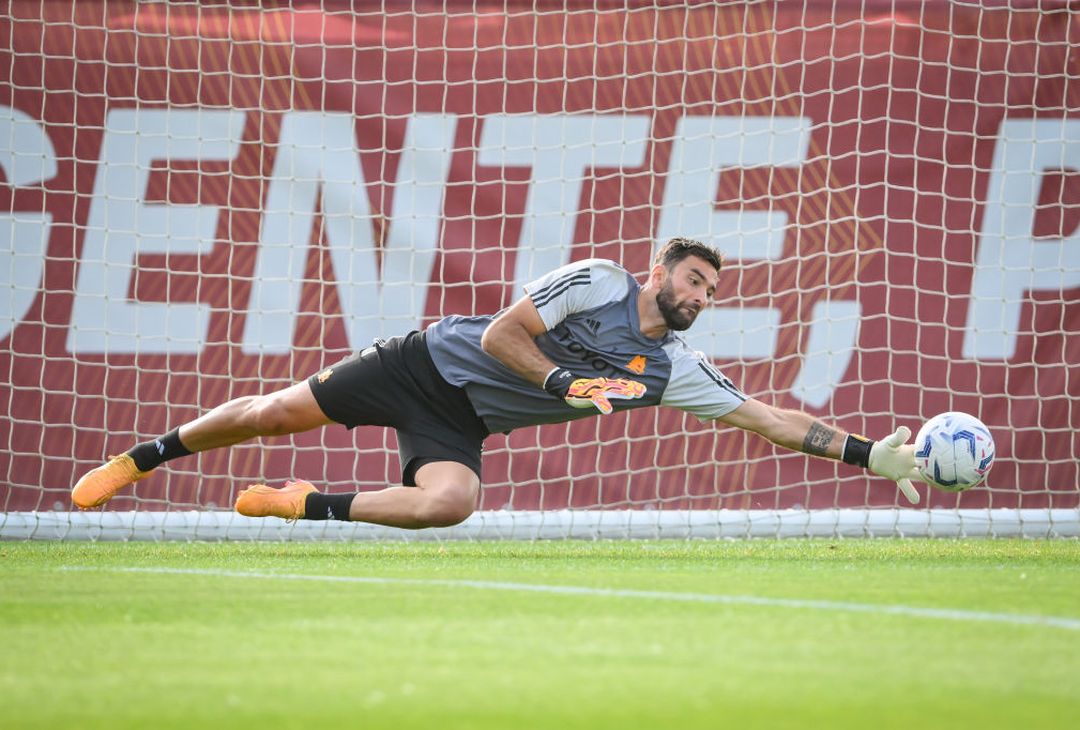 Roma, la rifinitura prima della sfida al Genoa – FOTO GALLERY - immagine 13