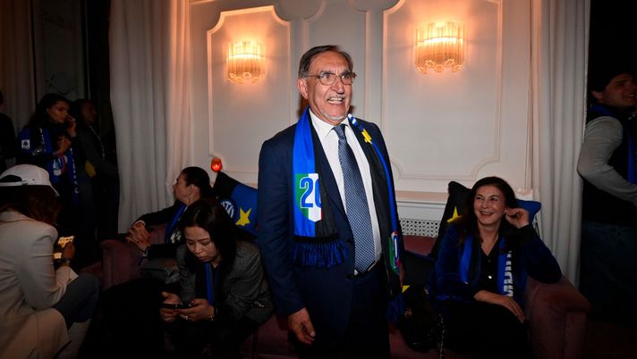 MILAN, ITALY - APRIL 28: Ignazio La Russa, President of the Senate of the Republic, attendsthe FC Internazionale Victory Parade at Piazza Duomo on April 28, 2024 in Milan, Italy.(Photo by Stefano Guidi-FC Internazionale/Inter via Getty Images) la-russa-gattuso-nuovo-ct-auguri-ma-i-simboli-del-nostro-calcio-sono-altri-news