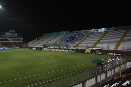 Costa Rica, annullata multa ad allenatore che criticò gli arbitri: “È libertà d’espressione”- immagine 2