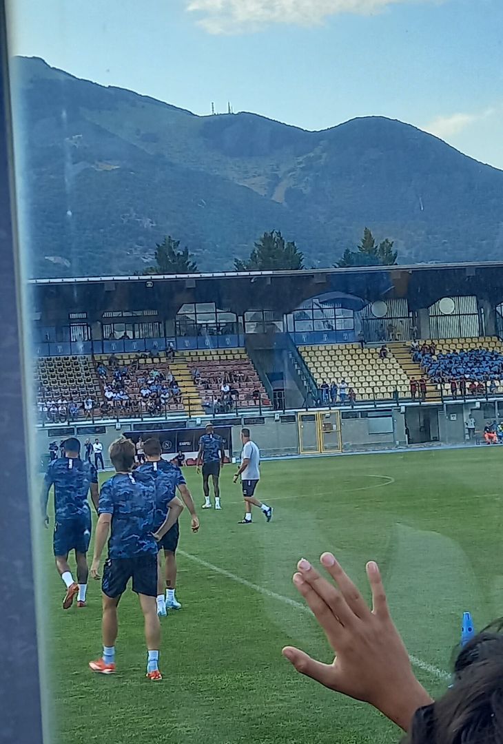 GALLERY Calciatori alle prese con i giri di campo: Osimhen è il primo a mollare! - immagine 2