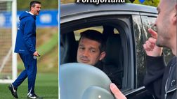 Un tifoso dà a Chivu un casco ‘porta fortuna’. “Grazie per qualificazione in CL”: la reazione del mister