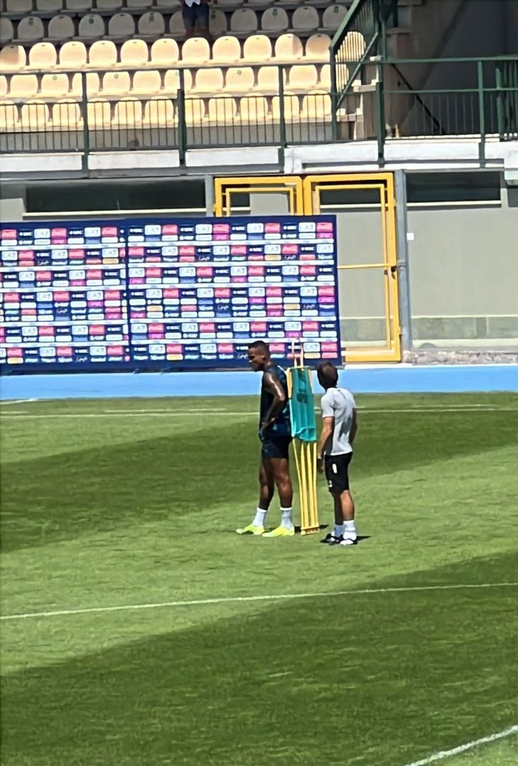 GALLERY Natan si allena a parte dopo la seduta: lezione supplementare per il centrale - immagine 3