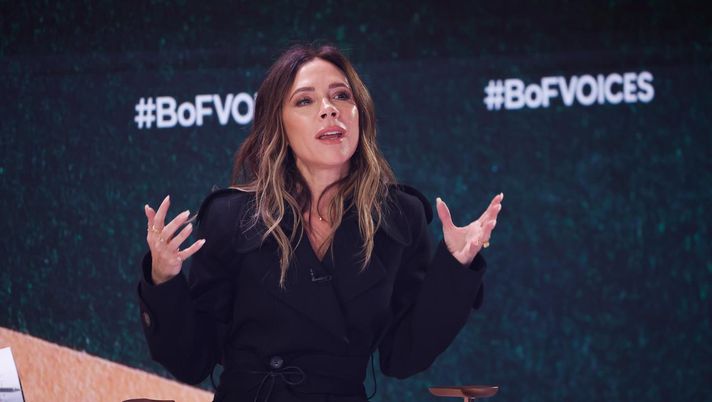 Il benvenuto di Victoria Beckham alla moglie di Messi: “Non ho parole sufficienti per…”  Il benvenuto di Victoria Beckham alla moglie di Messi: “Non ho parole sufficienti per…” - immagine 1