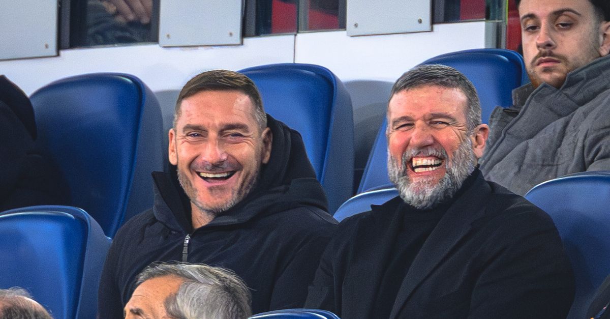 Roma, si avvicina il ritorno di Totti in società: raggiunto l’accordo economico