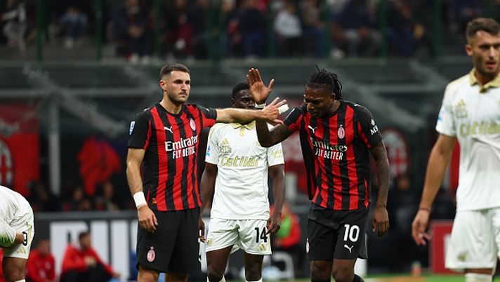 Il peso dell'attacco su Leao: ancora fuori Gimenez