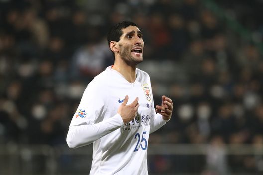 Fellaini, addio alla Cina dopo 5 anni: l’annuncio sui social preannuncia il ritiro dal calcio? - immagine 1