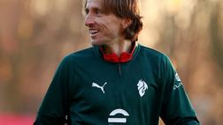 Modric non riposa contro il Genoa: possibile panchina in Fiorentina-Milan. Le ultime novità