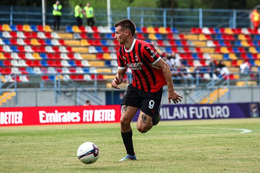 francesco-camarda-riserva-santiago-gimenez-mercato-allegri-milan-serie-a-coppa-italia-supercoppa-italiana