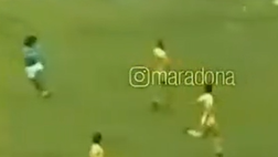 Il 20 ottobre 1985 Maradona mostrò al mondo di essere il dio del calcio