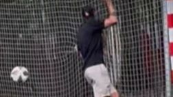 VIDEO / Morata colpito in pieno dal figlio con una pallonata, Alice: “Non riesco a smettere…”