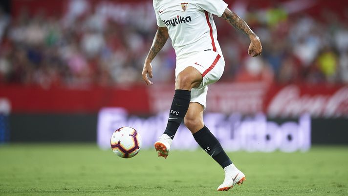 SEVILLE, SPAIN - JULY 26: Guillerme Arana of Sevilla FC in action during Sevilla v Ujpest UEFA Europa League Second Qualifying Round 1st leg match at Estadio Ramon Sanchez Pizjuan on July 26, 2018 in Seville, Spain. (Photo by Aitor Alcalde/Getty Images) Atalanta-Torino, i convocati di Gasperini: subito convocato Arana - immagine 1