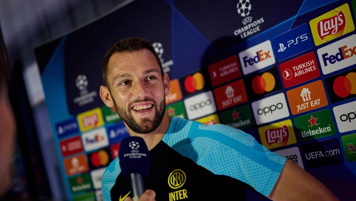 Footmercato: “Al-Shabab, approcci concreti con De Vrij: ma rinnoverà con l’Inter” - immagine 1