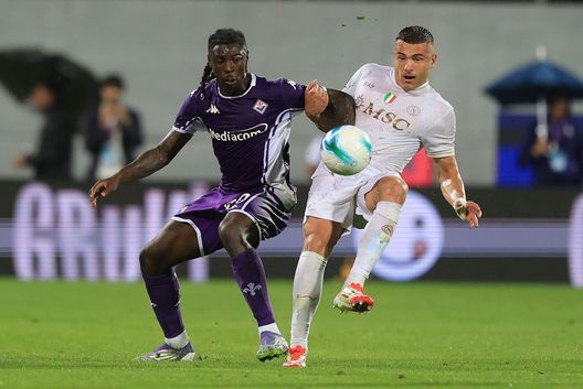 Buongiorno sfida Moise Kean in marcatura. (Photo by Gabriele Maltinti/Getty Images) Italia, “Ricomincio da tre”: il ritorno in maglia azzurra di Ricci, Buongiorno e Scamacca- immagine 2